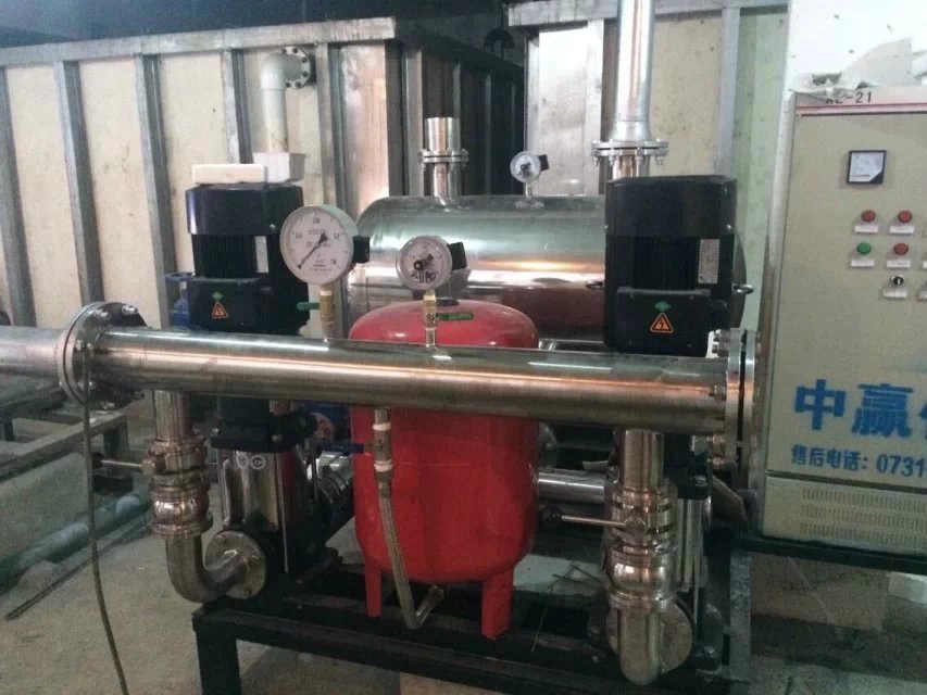 江西雄鷹房地產開發有限公司采購5.5KW、7.5KW兩用一備無負壓供水設備兩套